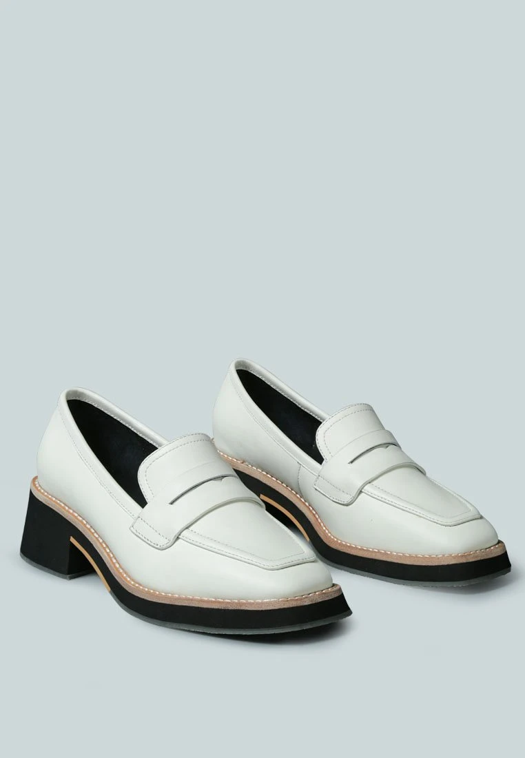 MOORE Lead Lady Loafers In White