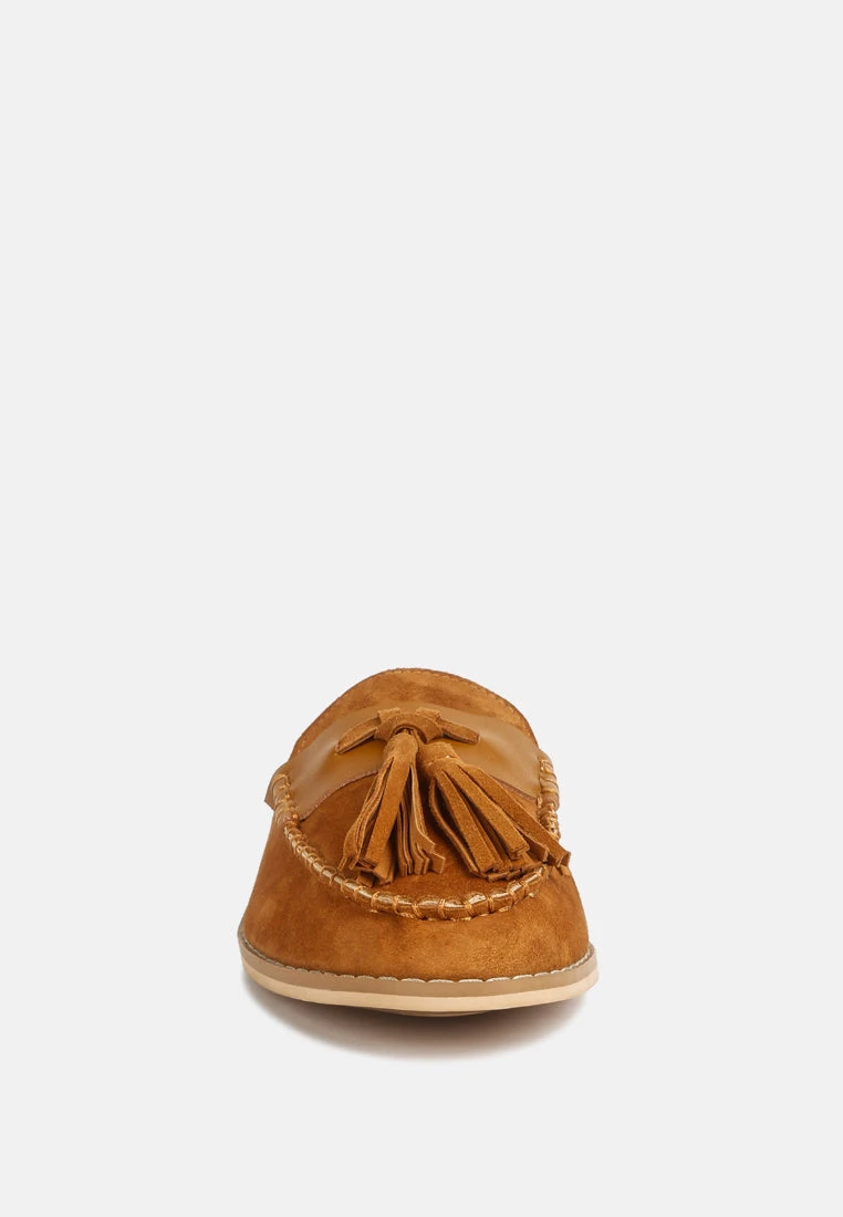 EDMANDA Tassle Detail Leather Mules In Light Tan - Image 3