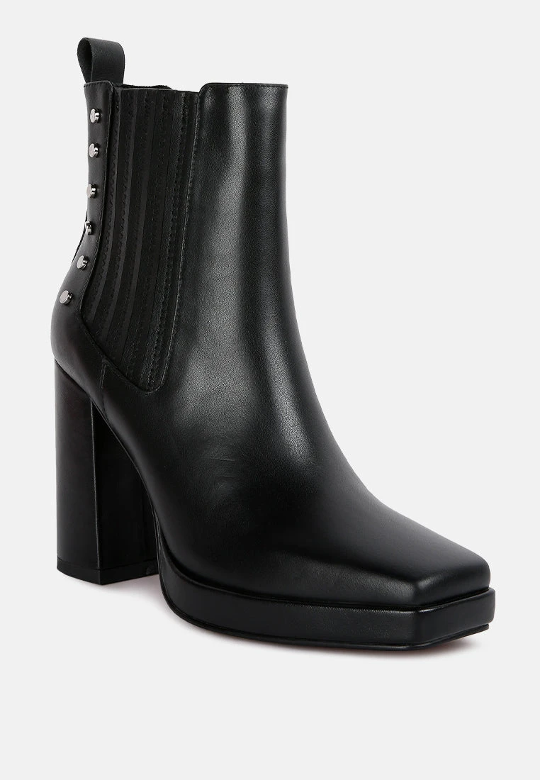 Grape-vine High Heeled Leather Boot In Black